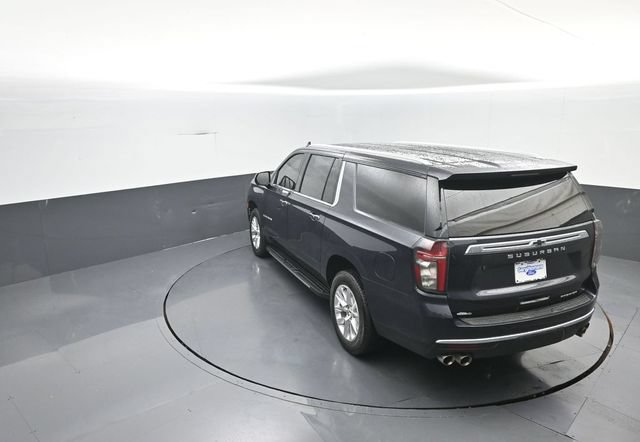 Used 2023 Chevrolet Suburban Premier AWD/4WD image 28
