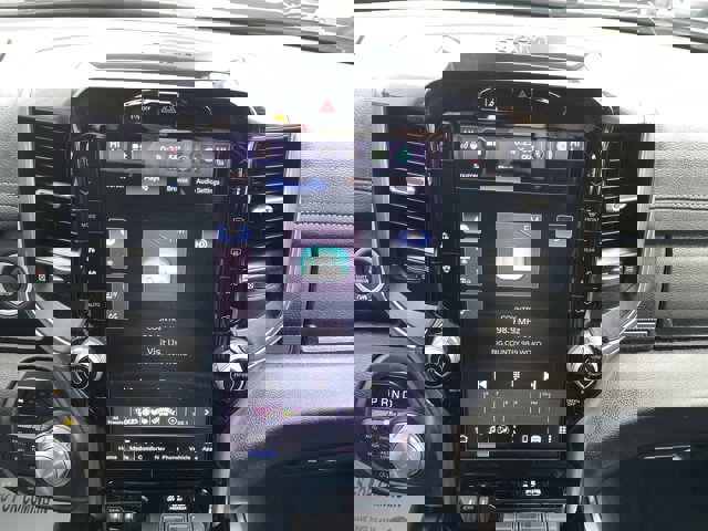 Used 2025 RAM 1500 Laramie w/ Sport Appearance Package AWD/4WD image 9