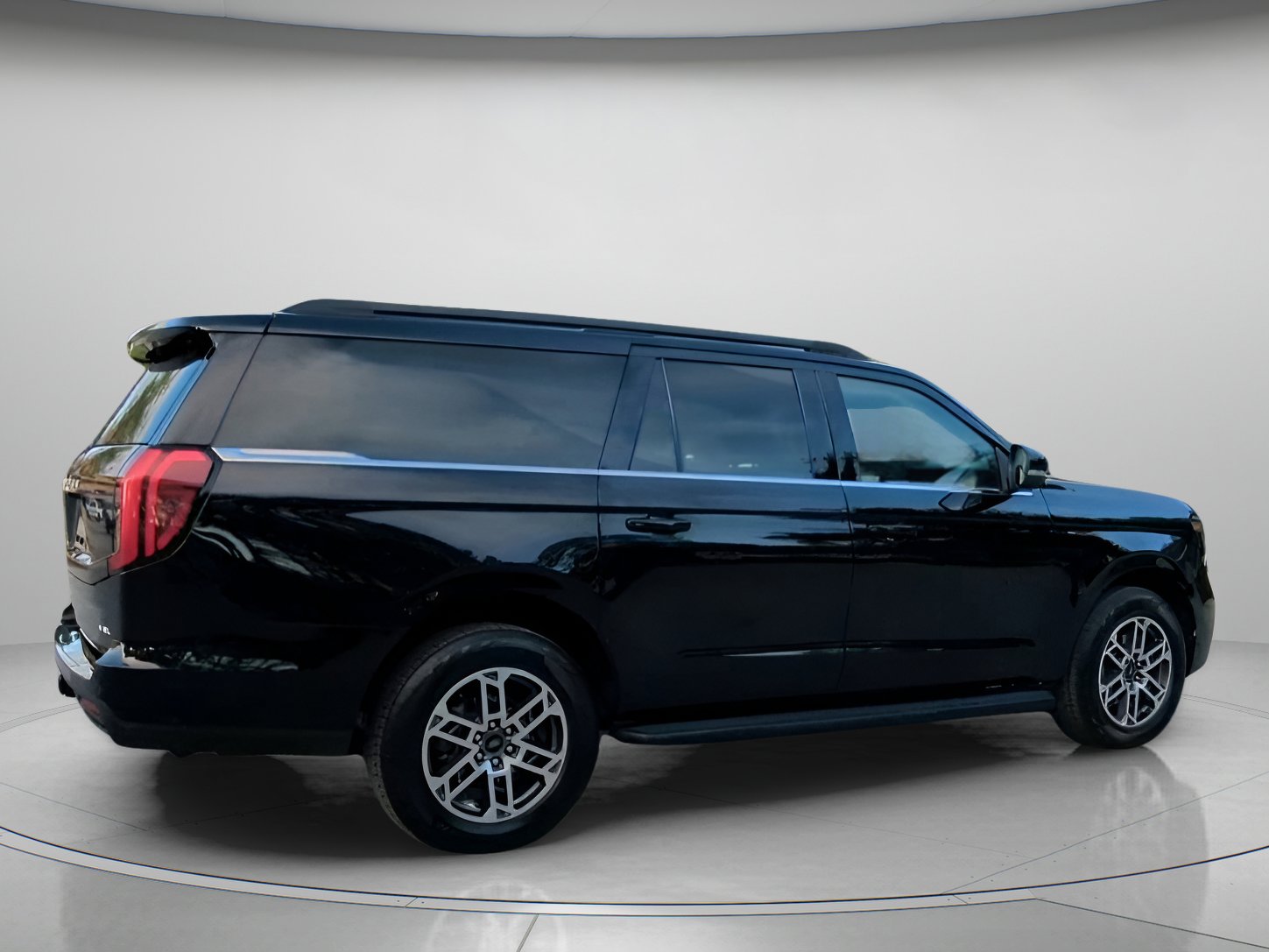 Certified 2025 Ford Expedition Max Active AWD/4WD image 29