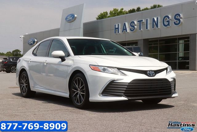 Used 2023 Toyota Camry XLE