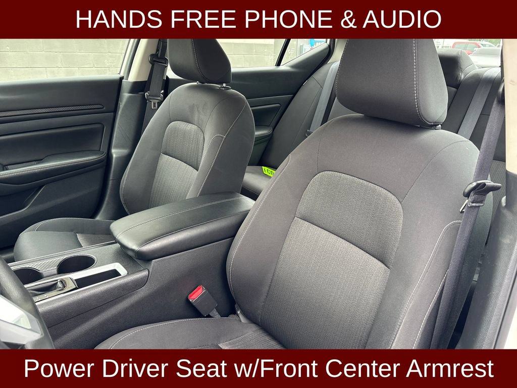 Used 2025 Nissan Altima 2.5 SV FWD image 13