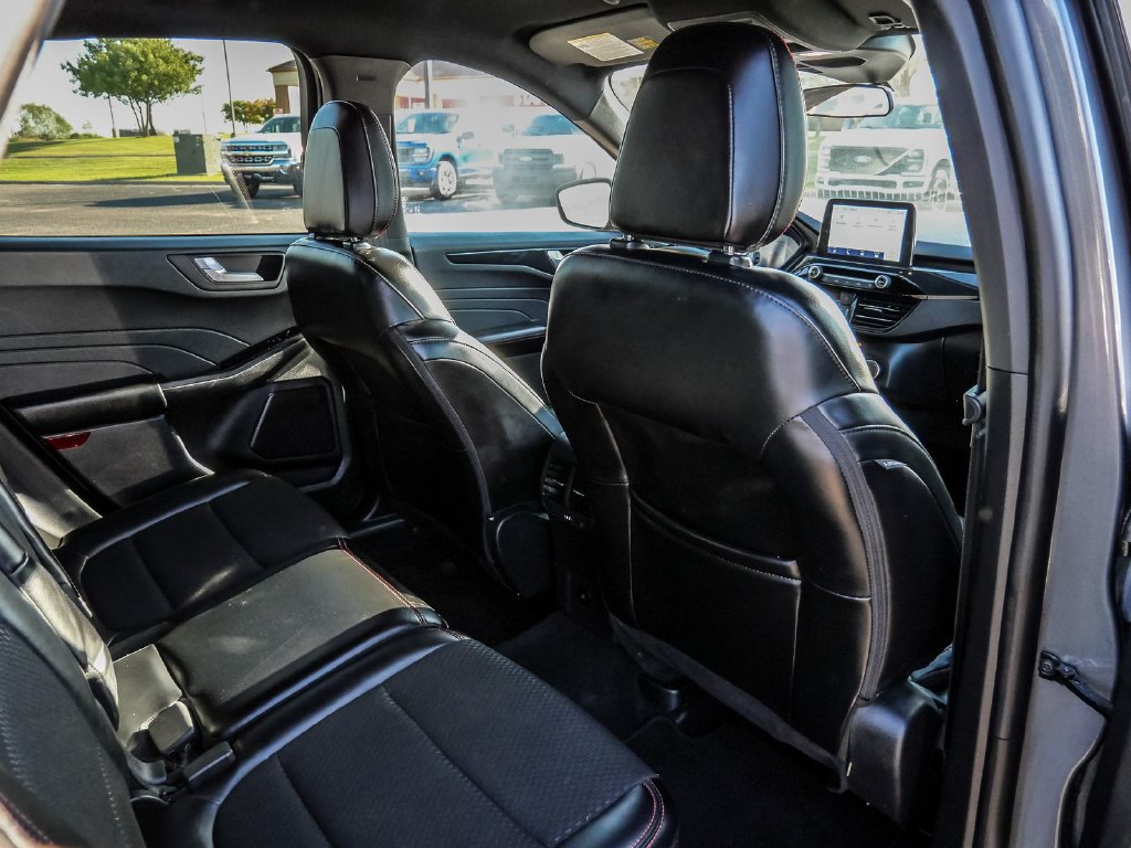 Certified 2025 Ford Escape ST-Line FWD image 20