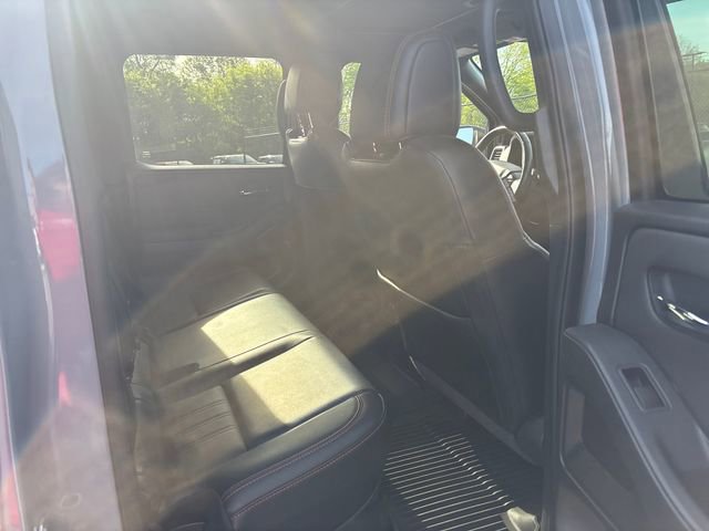 Used 2023 Nissan Frontier PRO-4X w/ Pro-4X Premium Package image 11