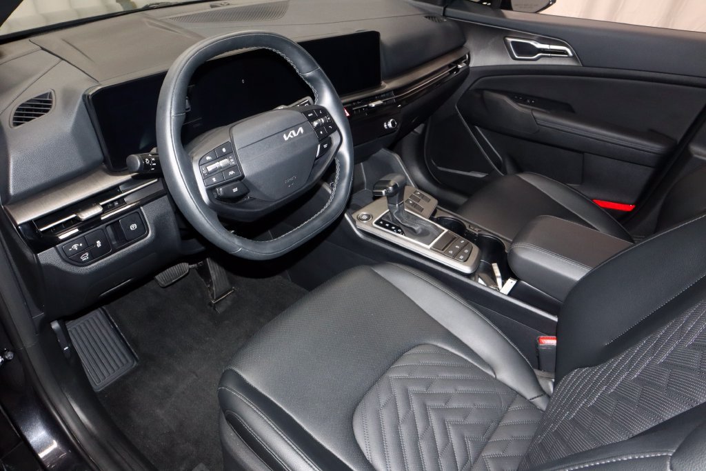 Used 2026 Kia Sportage X-Line w/ X-Line Premium Package AWD/4WD image 25