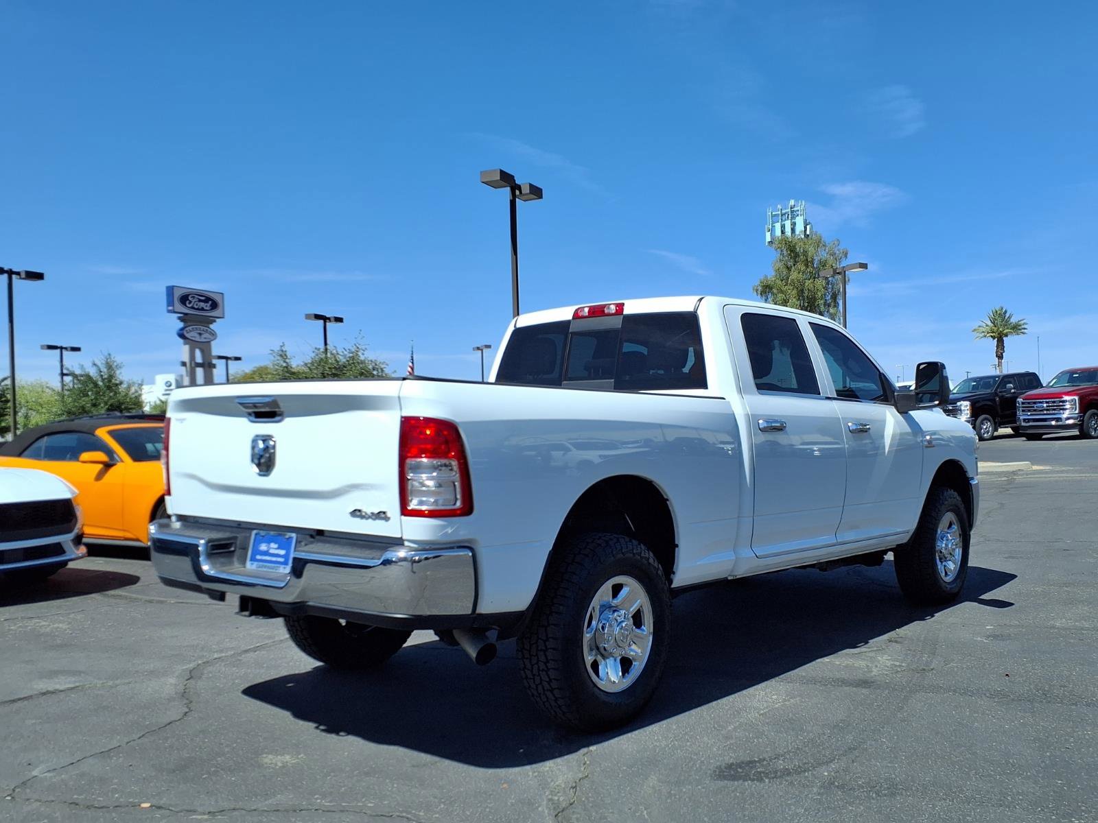 Used 2024 RAM 2500 Tradesman w/ Chrome Appearance Group AWD/4WD image 6