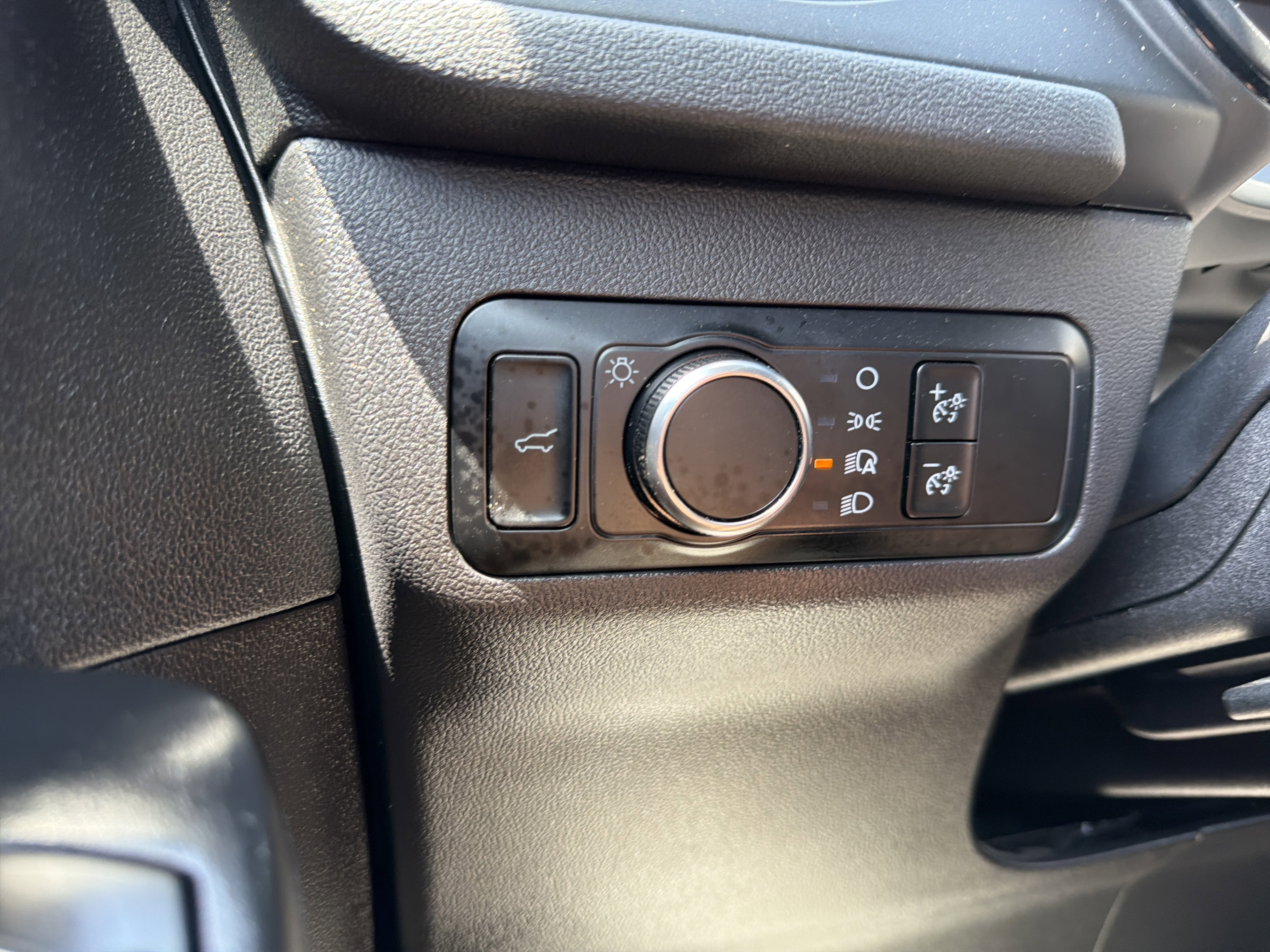 Certified 2024 Ford Escape ST-Line AWD/4WD image 11