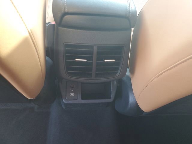 Used 2024 Kia Seltos SX w/ SX Sunroof Package image 13