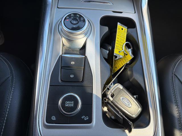 Certified 2023 Ford Explorer XLT w/ Equipment Group 202A image 20