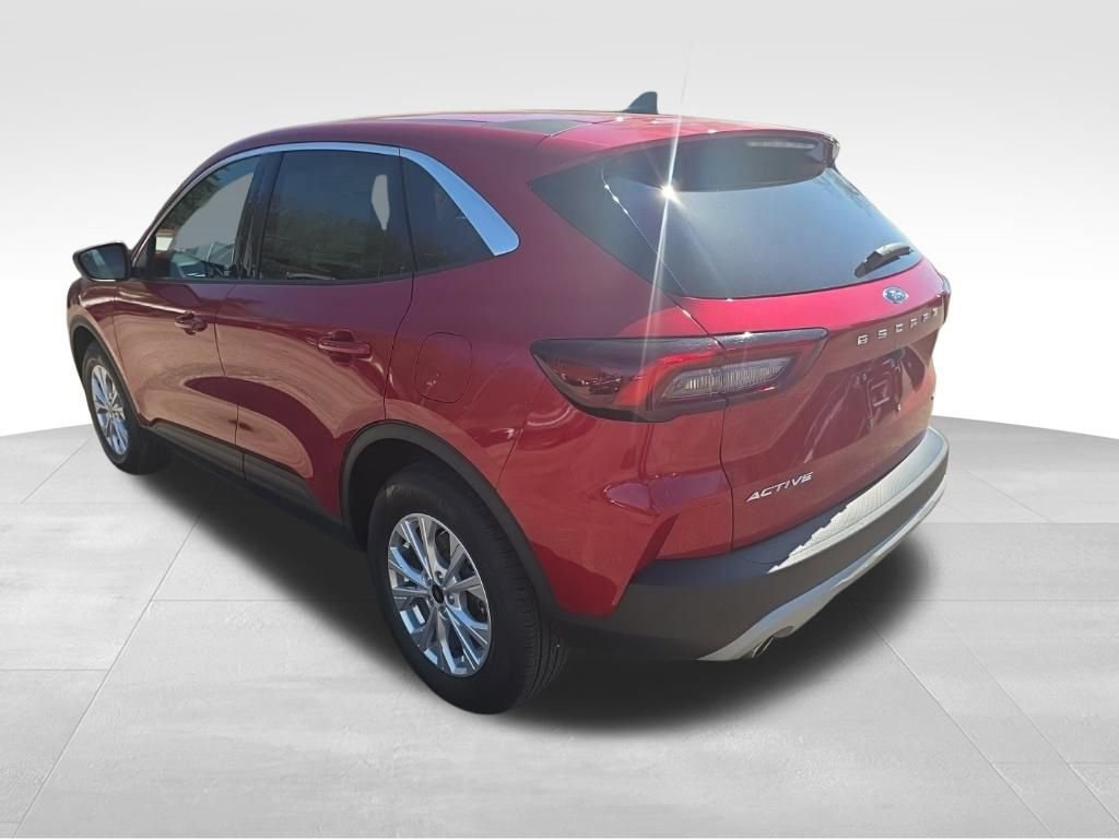Certified 2023 Ford Escape Active w/ Tech Pack #2 image 5