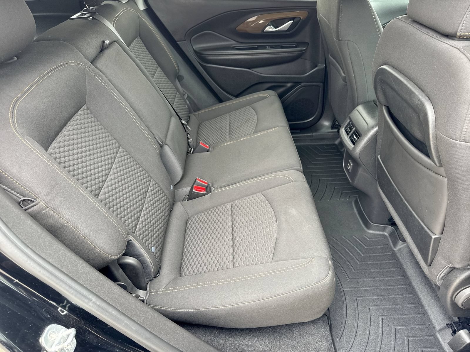 Used 2020 GMC Terrain SLE FWD image 21