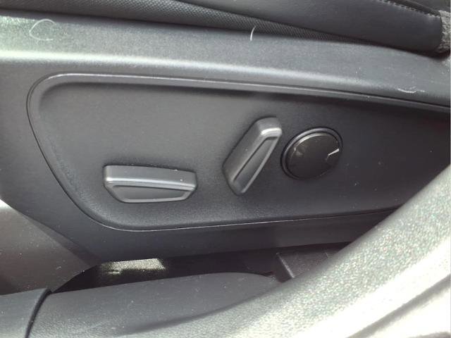Certified 2025 Ford Escape ST-Line Select AWD/4WD image 15