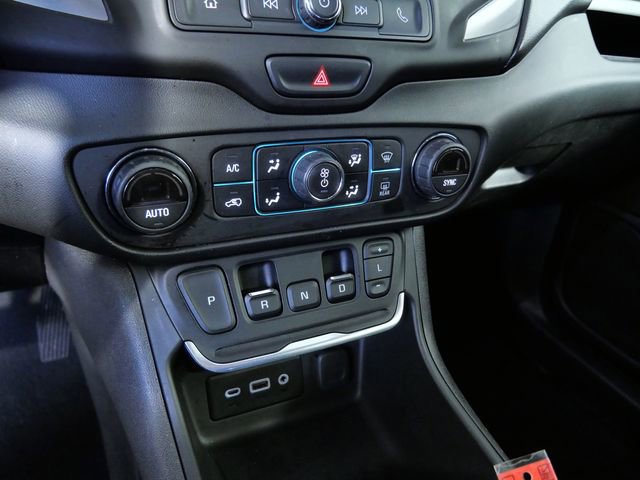 Used 2018 GMC Terrain SLE w/ Driver Convenience Package image 18