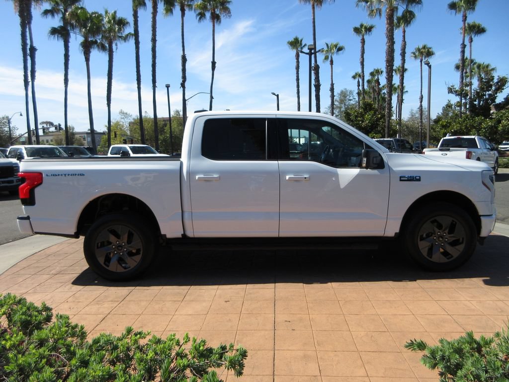Certified 2024 Ford F150 Lightning Flash AWD/4WD image 5