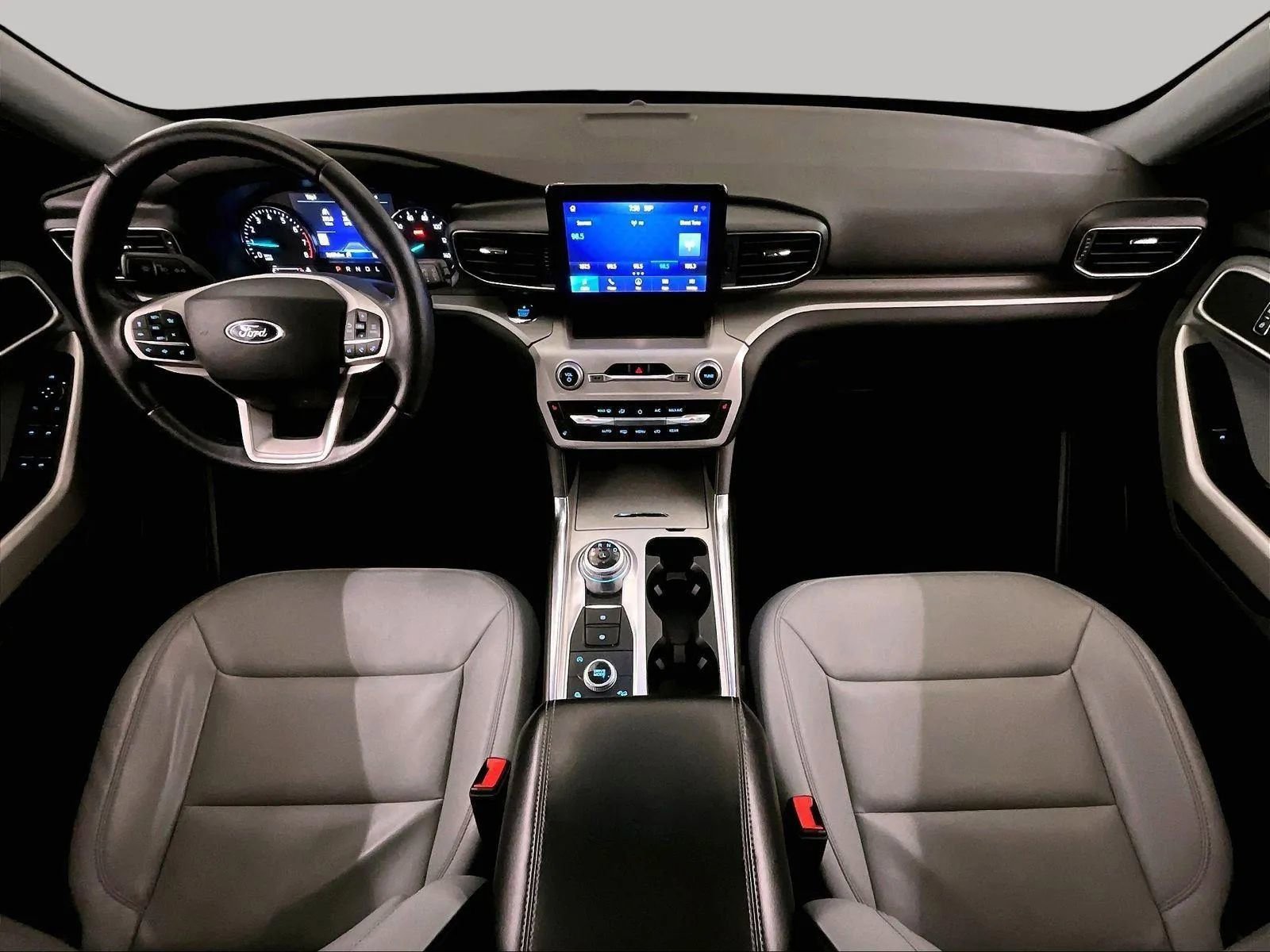 Certified 2021 Ford Explorer XLT w/ Equipment Group 202A image 14