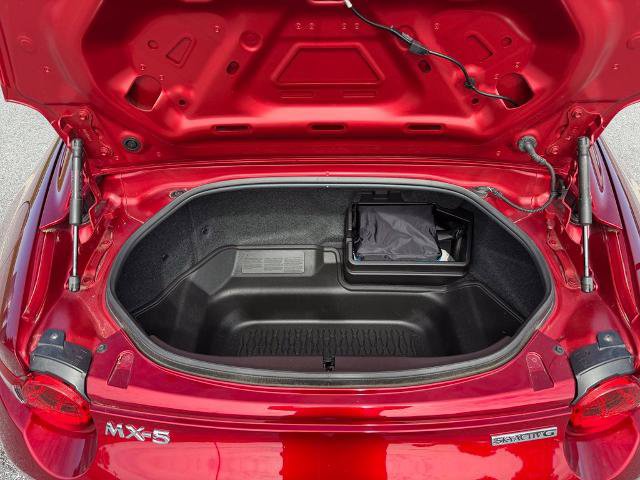 Used 2023 MAZDA MX-5 Miata Grand Touring w/ Weather Package RWD image 18