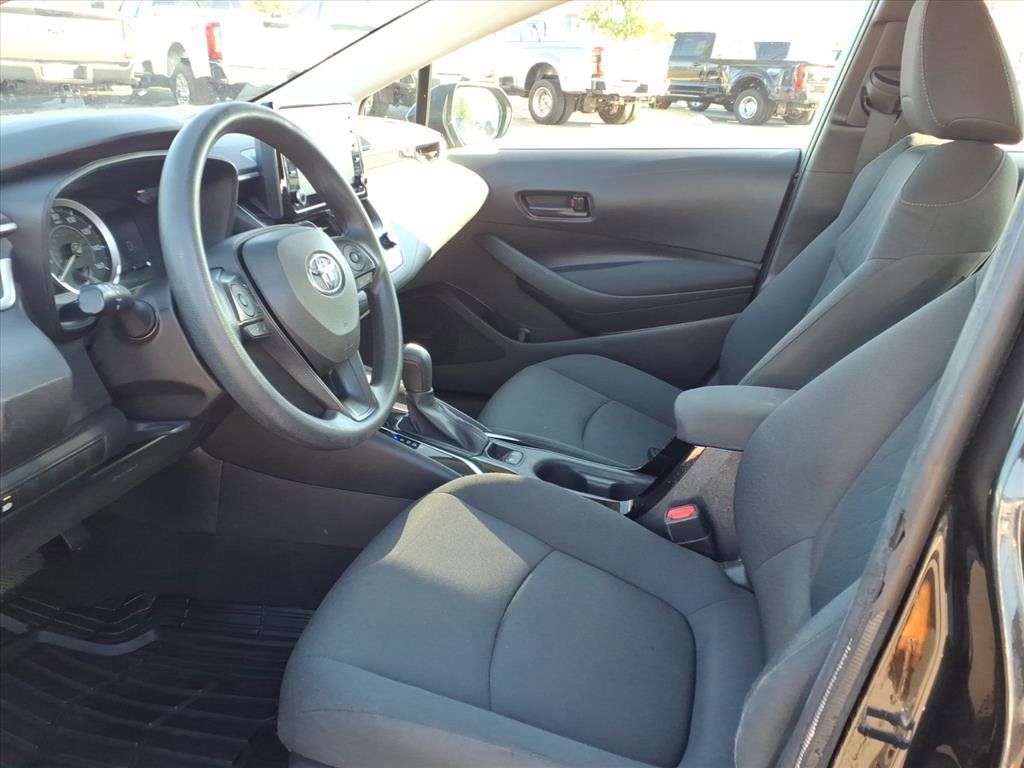 Used 2022 Toyota Corolla LE image 10