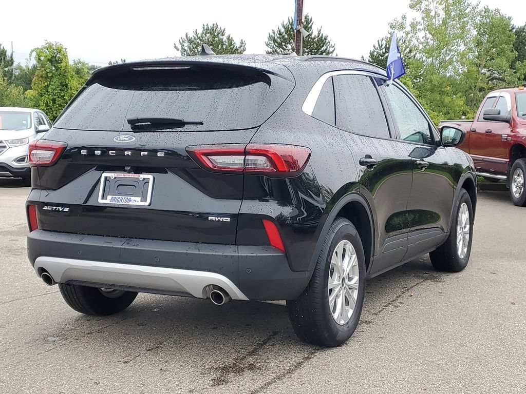 Certified 2024 Ford Escape Active w/ Tech Pack #1 AWD/4WD image 4