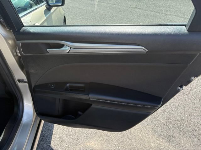 Certified 2019 Ford Fusion SE FWD image 34