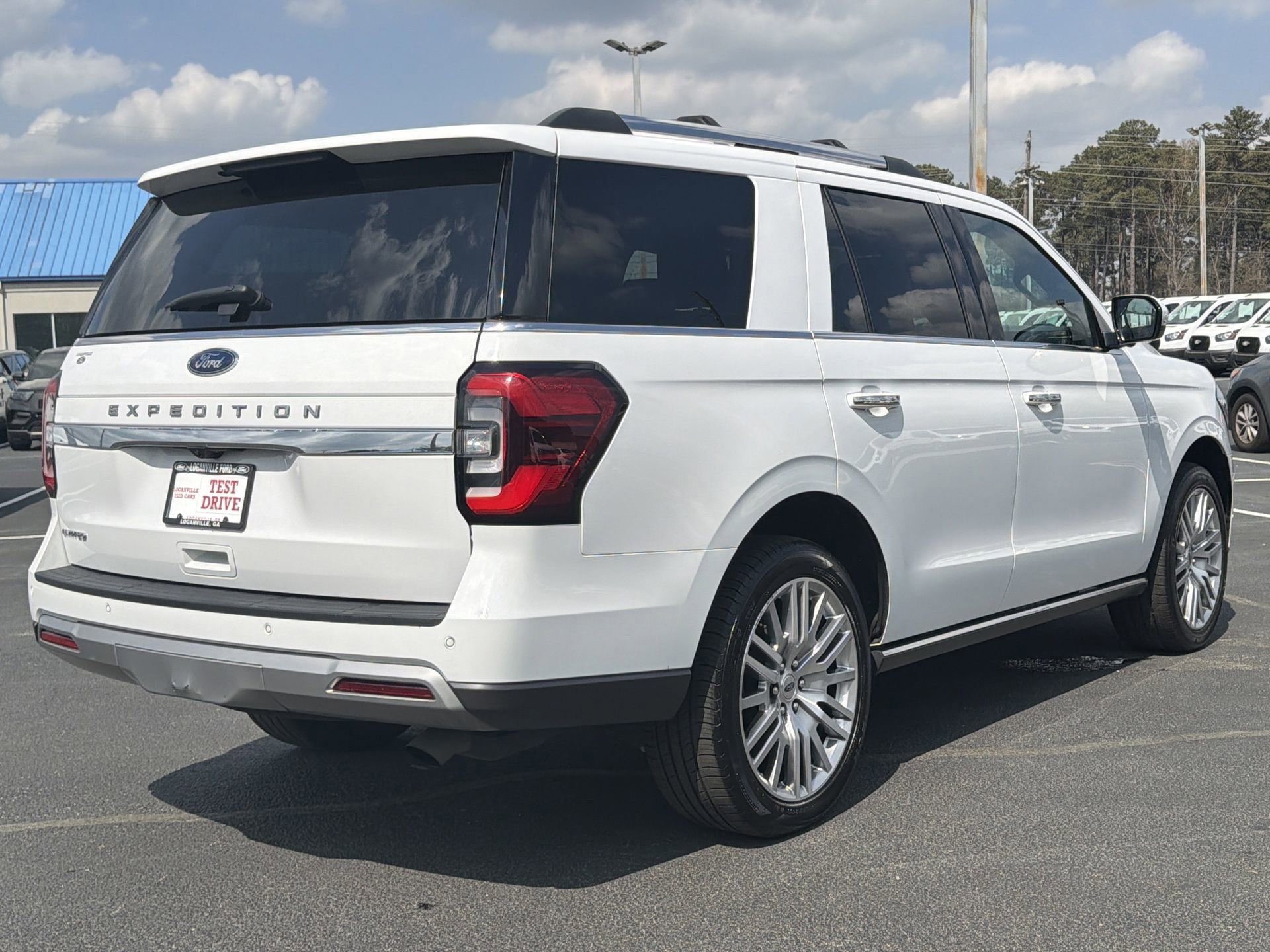 Certified 2024 Ford Expedition Limited AWD/4WD image 4