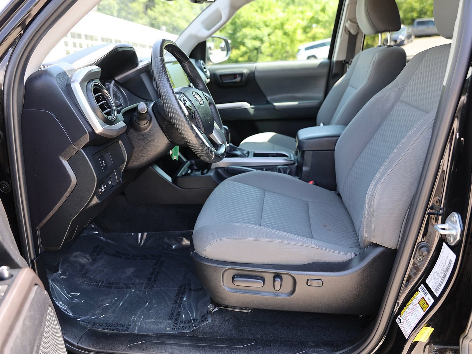 Used 2021 Toyota Tacoma SR5 AWD/4WD image 20