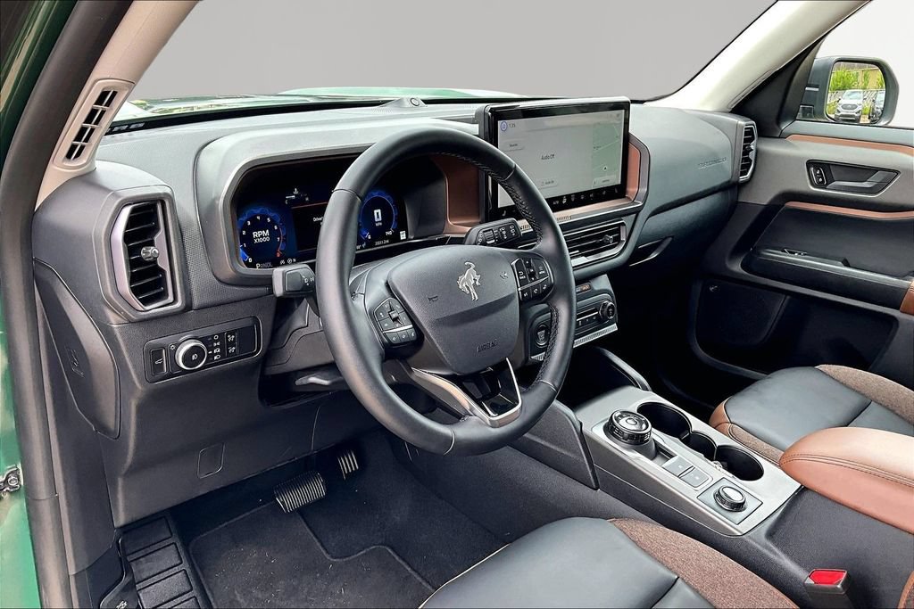 Certified 2025 Ford Bronco Sport Outer Banks w/ Outer Banks Tech Package+ AWD/4WD image 14