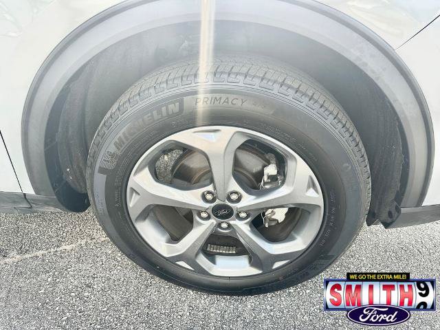 Certified 2025 Ford Escape ST-Line Select AWD/4WD image 13