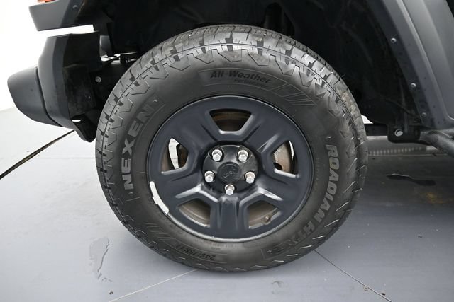 Used 2024 Jeep Wrangler Sport AWD/4WD image 9