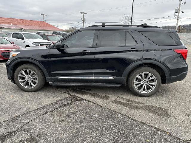 Certified 2023 Ford Explorer XLT w/ Equipment Group 202A image 6
