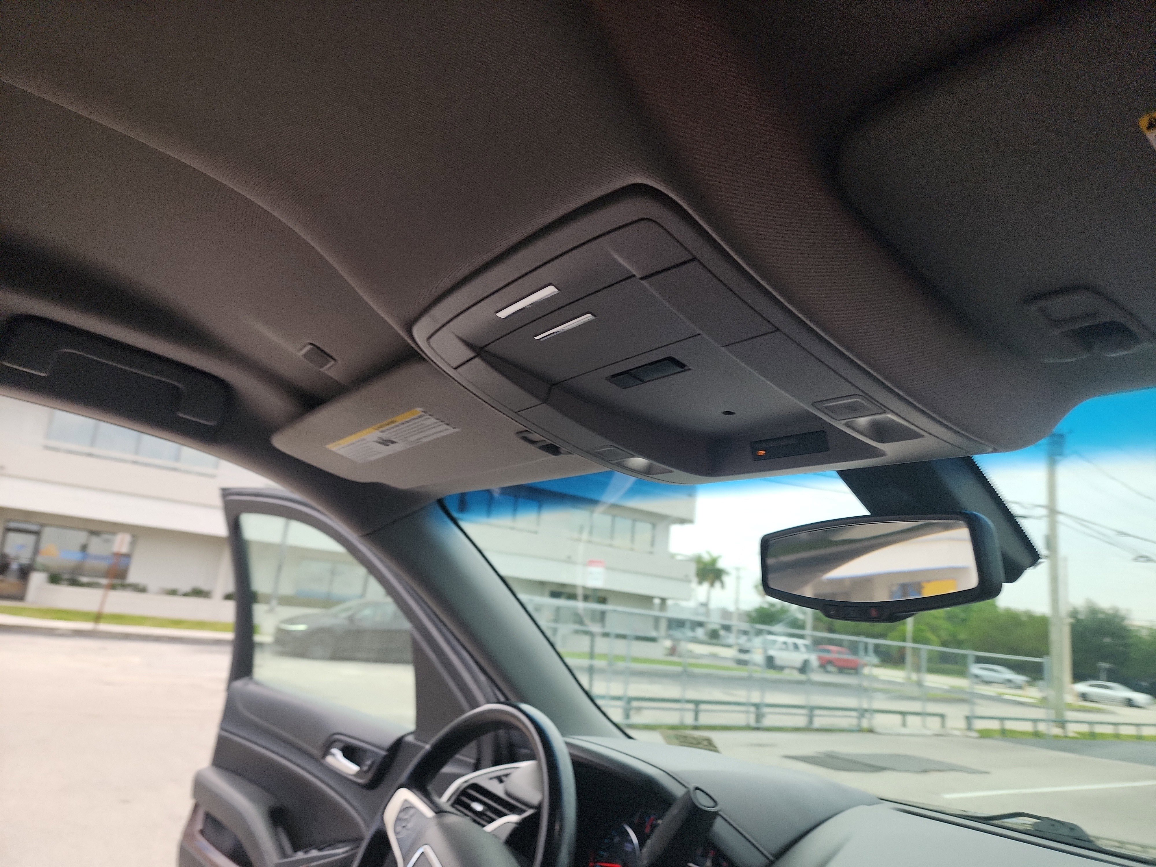 Used 2018 GMC Yukon SLE RWD image 35