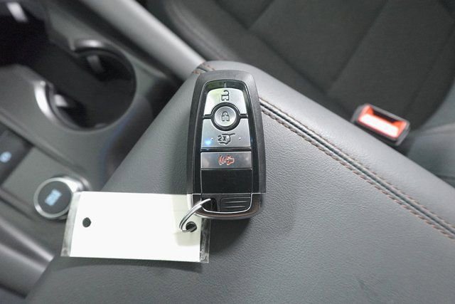 Certified 2025 Ford Explorer Active image 31