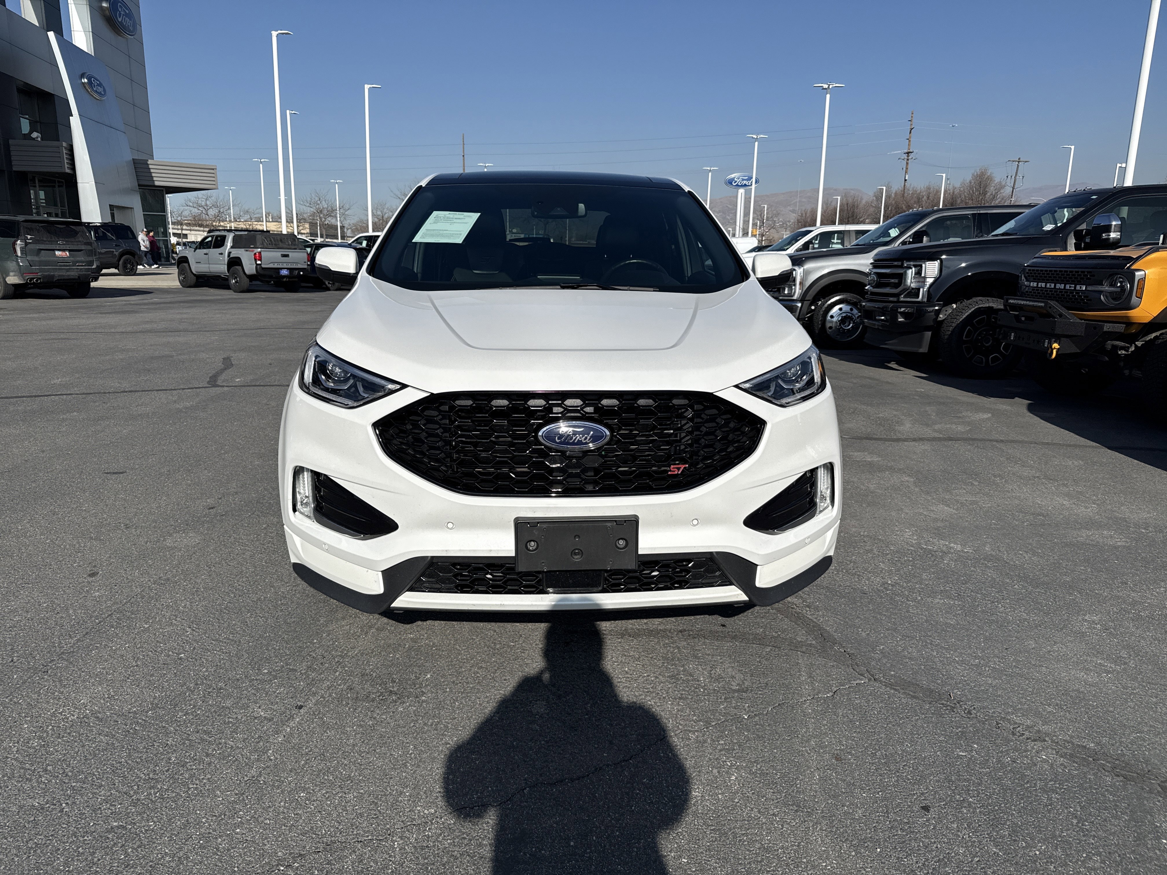 Certified 2022 Ford Edge ST w/ Equipment Group 401A image 9