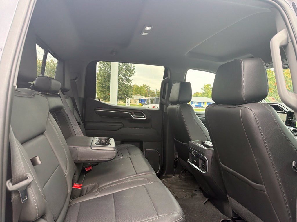 Used 2022 GMC Sierra 1500 SLT w/ SLT Premium Plus Package AWD/4WD image 34