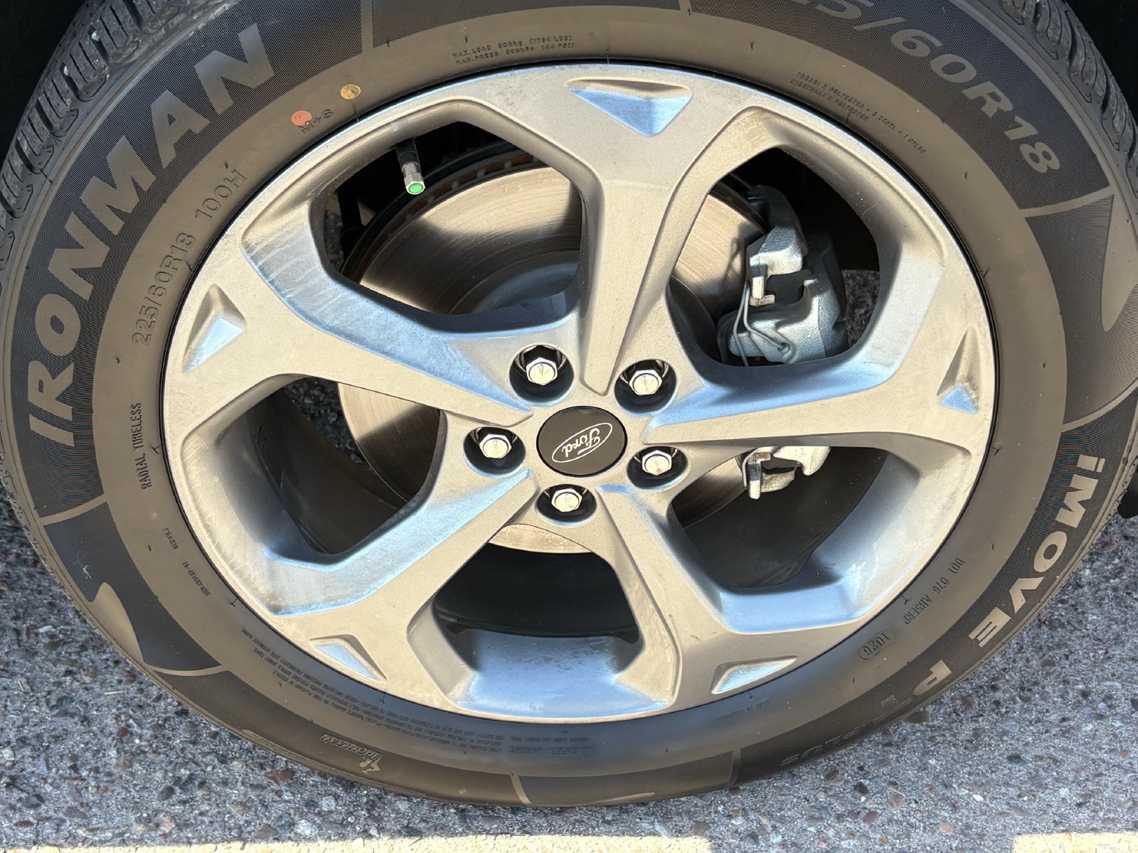 Certified 2025 Ford Escape ST-Line Select AWD/4WD image 11