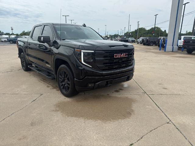 Used 2024 GMC Sierra 1500 Elevation w/ Elevation Premium Package AWD/4WD image 2