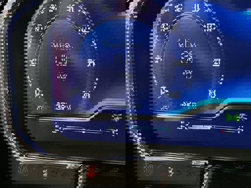 Used 2025 Chevrolet Silverado 1500 LT image 23