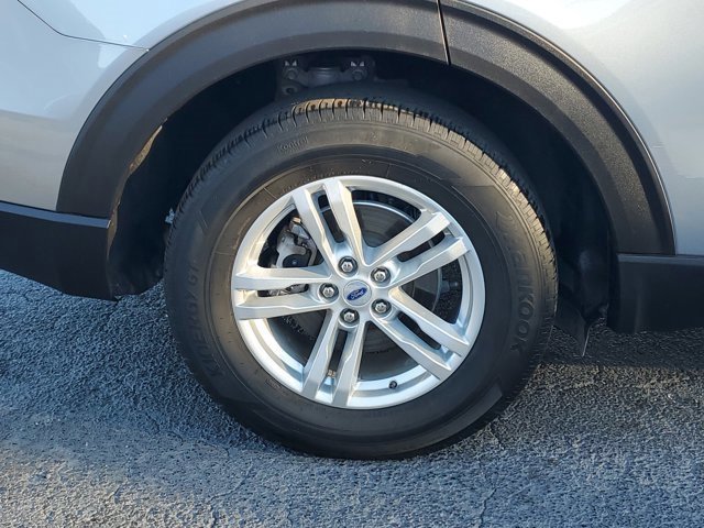 Certified 2023 Ford Explorer XLT image 6