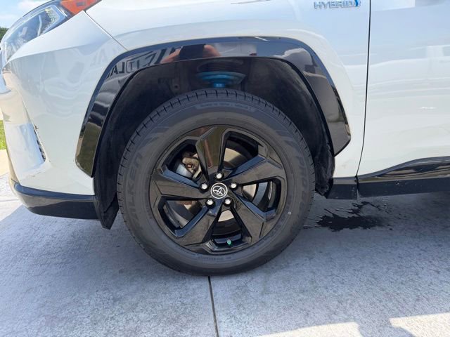 Used 2019 Toyota RAV4 XSE AWD/4WD image 4