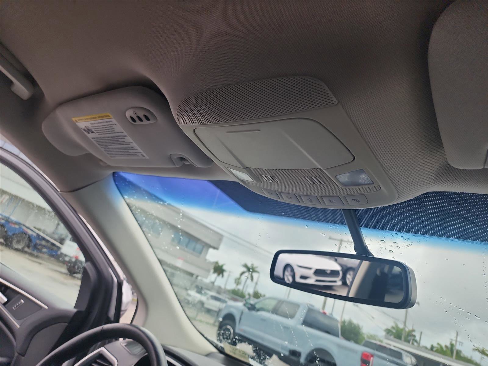 Certified 2017 Ford Edge SEL w/ Equipment Group 201A image 30