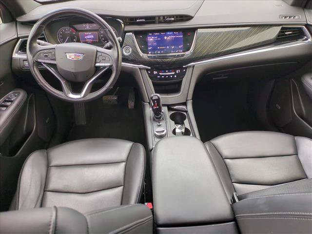 Used 2022 Cadillac XT6 Premium Luxury FWD image 16