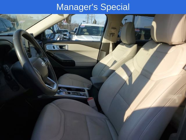 Certified 2023 Ford Explorer Platinum w/ Technology Package image 10