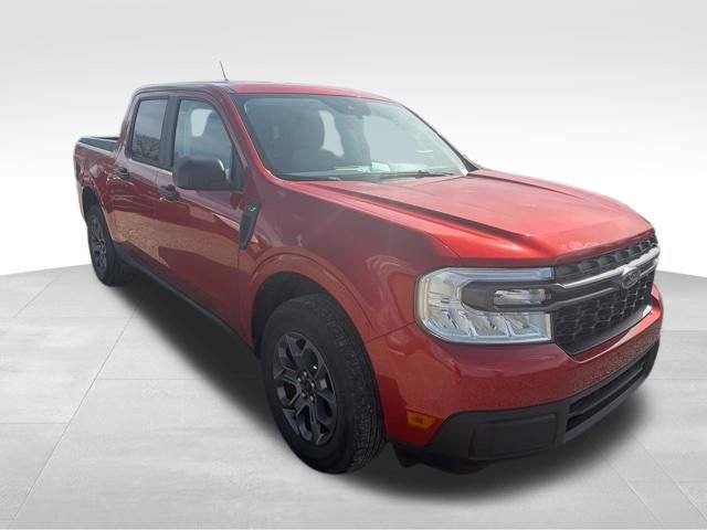 Certified 2022 Ford Maverick XLT w/ Equipment Group 300A Standard image 2