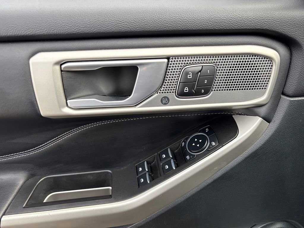 Certified 2023 Ford Explorer Limited w/ Equipment Group 301A image 16