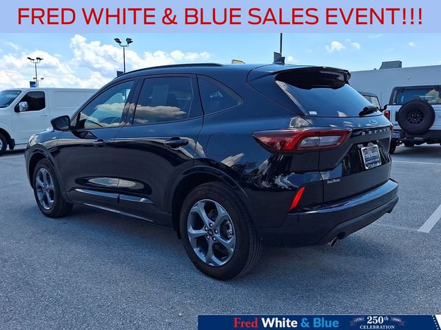 Certified 2023 Ford Escape ST-Line w/ Tech Pack #1 AWD/4WD image 7