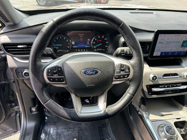 Certified 2022 Ford Explorer XLT w/ Equipment Group 202A image 13