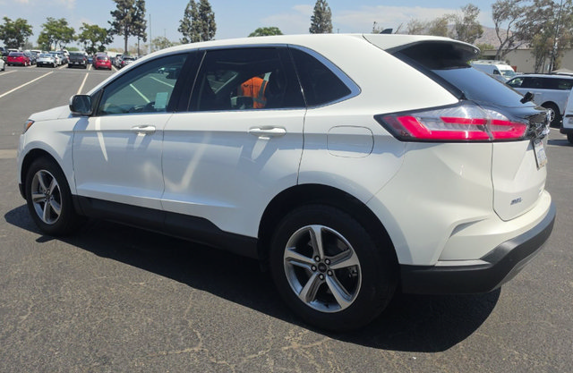 Certified 2023 Ford Edge SEL w/ Convenience Package AWD/4WD image 4