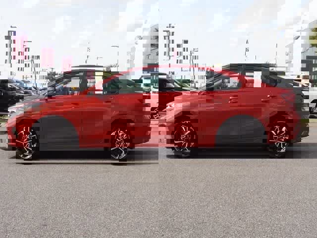 Used 2023 Kia Forte LXS image 2