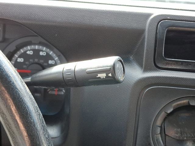 Certified 2016 Ford E-350 and Econoline 350 Super Duty w/ Power Windows & Locks Group image 13