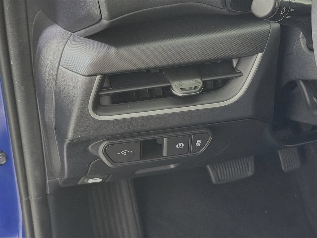 Used 2025 Kia K4 FWD image 13