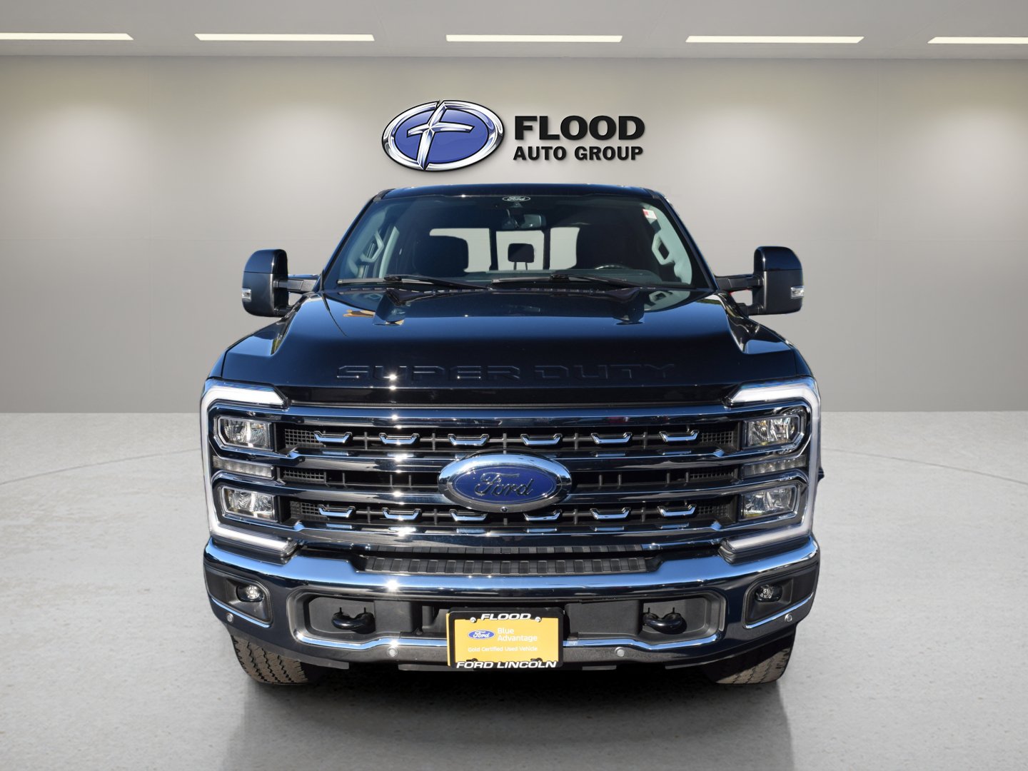Certified 2024 Ford F350 Lariat w/ Lariat Ultimate Package AWD/4WD image 2