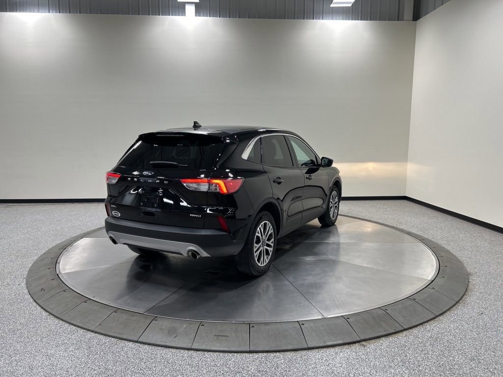 Certified 2022 Ford Escape SEL AWD/4WD image 6